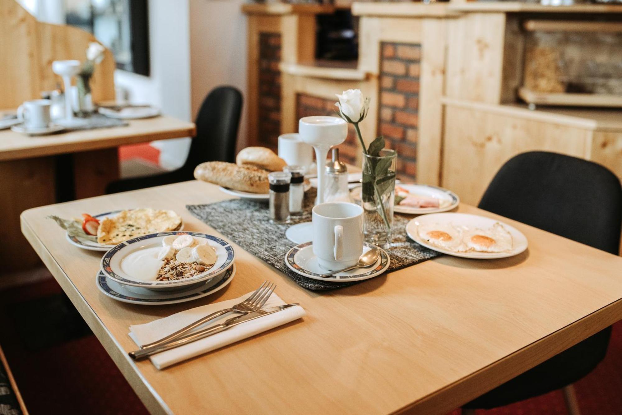 Restaurant Gaestehaus Feldkirchen Feldkirchen bei Graz Bagian luar foto
